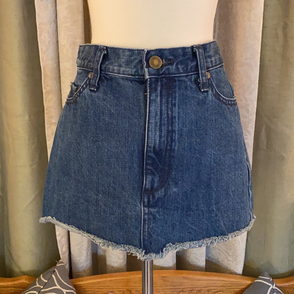 Free People Denim Jean Cut Off Raw Hem Mini Skirt - Picture 2 of 16